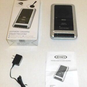 Jensen MCR-100 Portable Cassette Player Recorder with Carrying Handle Works READ